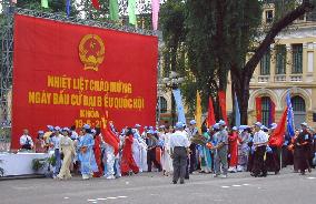 Marchers call for voting in Vietnam's national poll